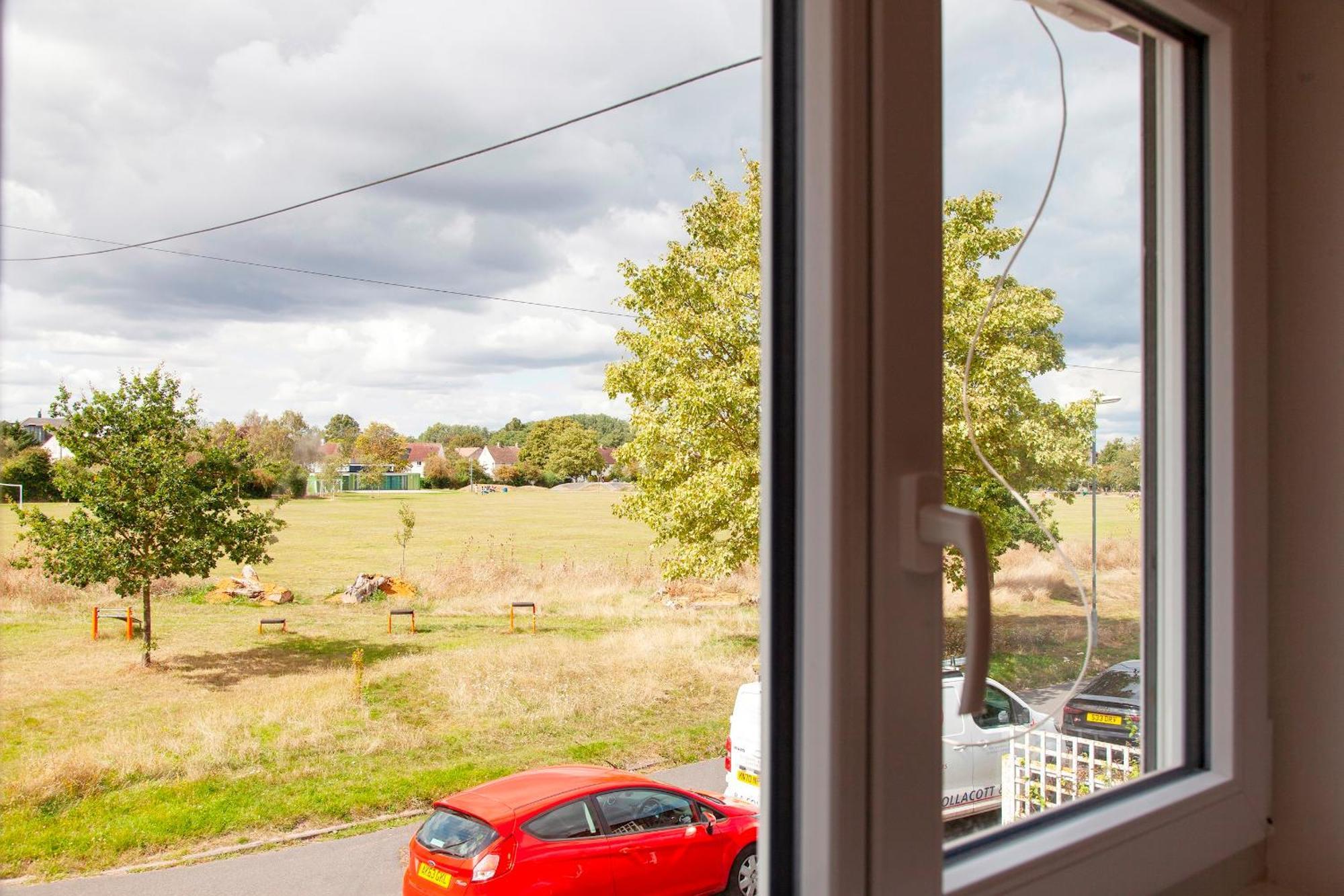 Pass The Keys 49 Byron Square Modern And Spacious 3 Bed Home With Free Parking CBG Exterior foto